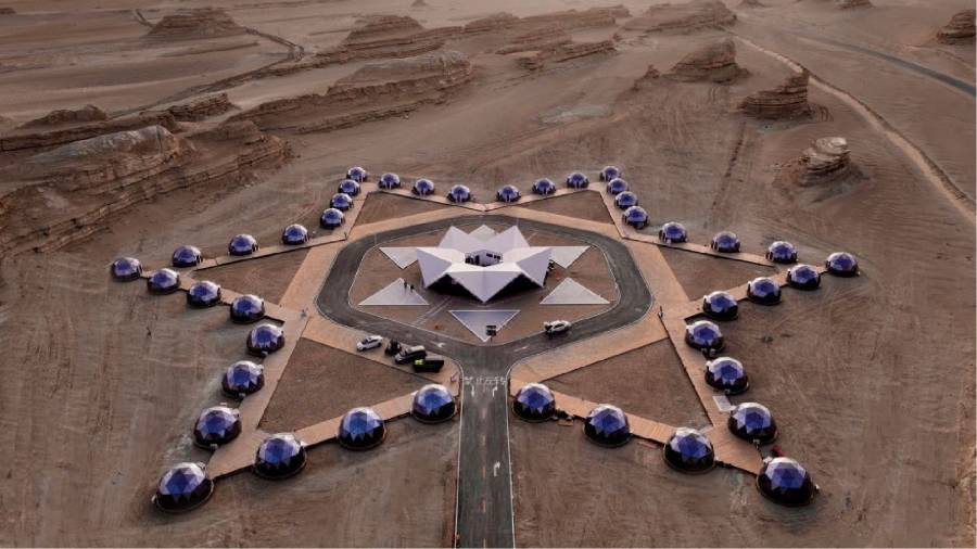 火星移民预演场——模拟外星环境的极端生存训练刚察县户外野奢帐篷实验项目